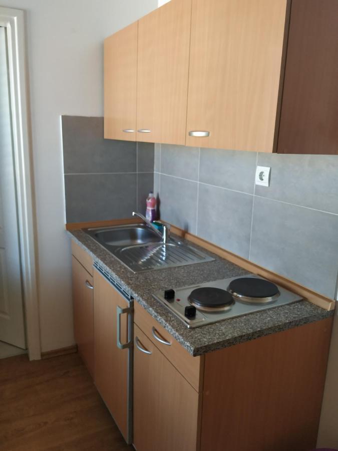 Apartments Todorovic พูลา ภายนอก รูปภาพ